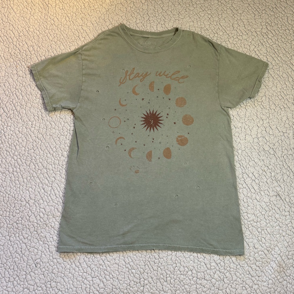 “stay wild” tee!